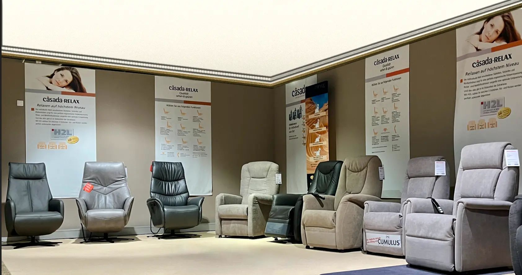 Relaxsessel in unserer Polstersessel Ausstellung über 50 unterschiedliche Sessel zum Probesitzen